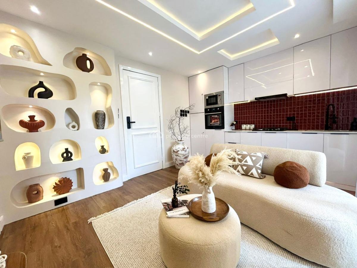 Cozy 1 Bedroom Apartment W/pool, Balcony & Other Mod Cons, Off Admiralty Way, Lekki Phase 1, Lekki, Lagos, Mini Flat (room and Parlour) Short Let