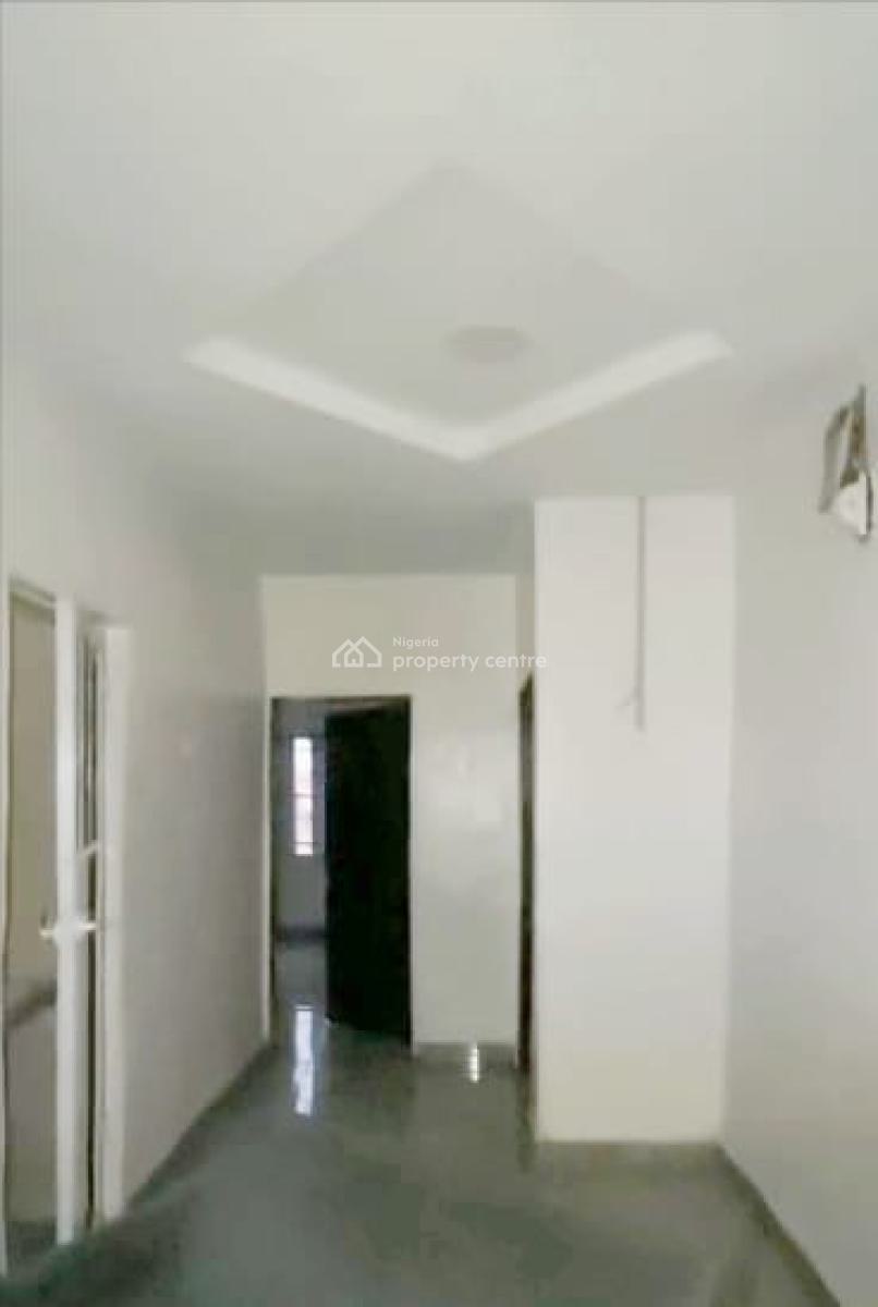 Relatively New 2 Bedroom Apt with Pop, Off Ijesha Road, Itire Odo, Surulere, Lagos, Flat / Apartment for Rent