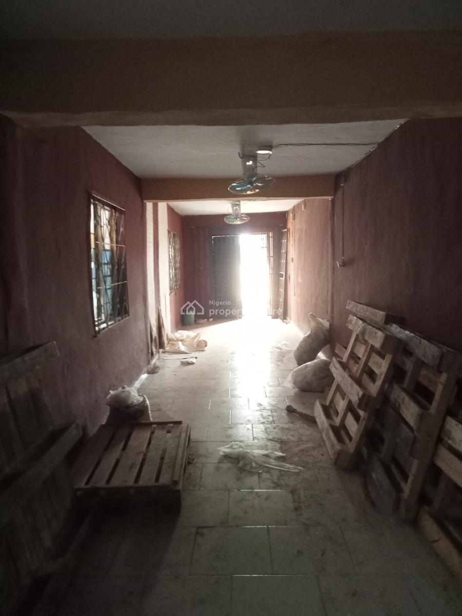 27sqmt Shop Space, Abule Egba, Abule Egba, Agege, Lagos, Shop for Rent