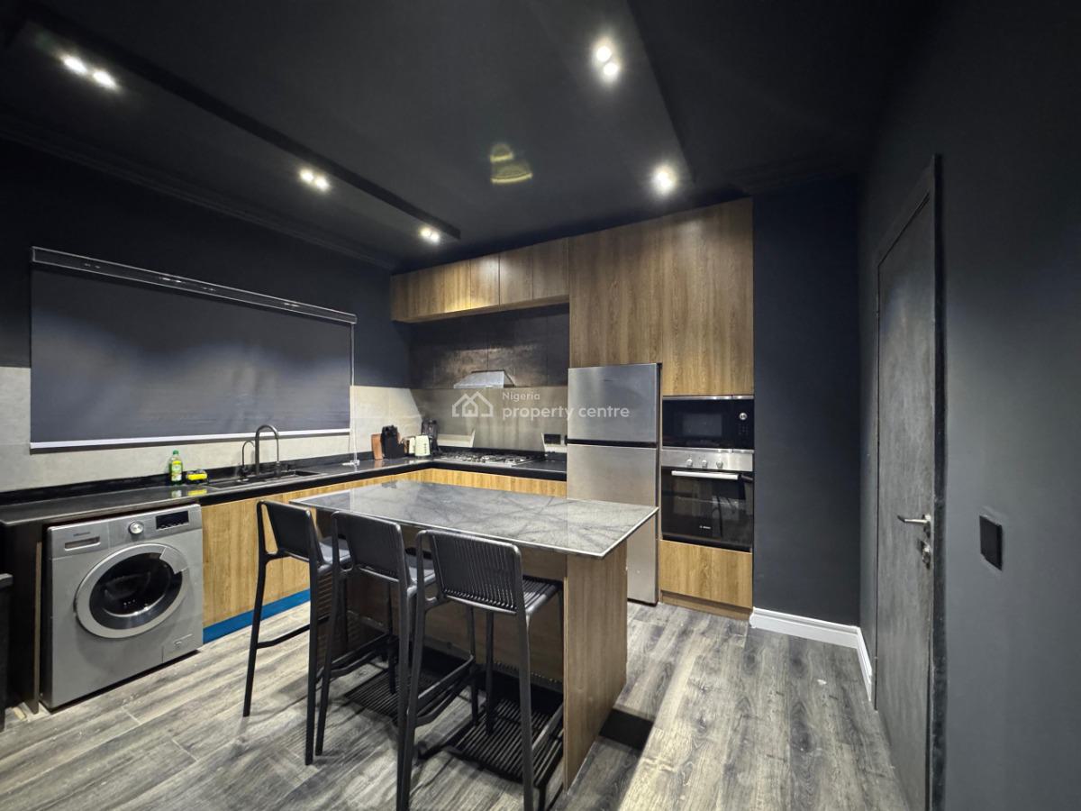 Dark Themed 1/2 Bedroom Apartment W/pool, Gym, Ikate Elegushi, Lekki, Lagos, Flat / Apartment Short Let