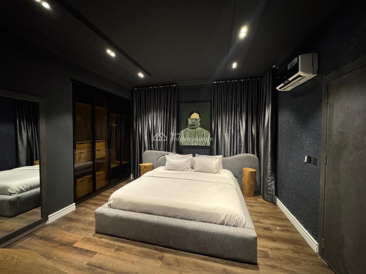 Dark Themed 1/2 Bedroom Apartment W/pool, Gym, Ikate Elegushi, Lekki, Lagos, Flat / Apartment Short Let