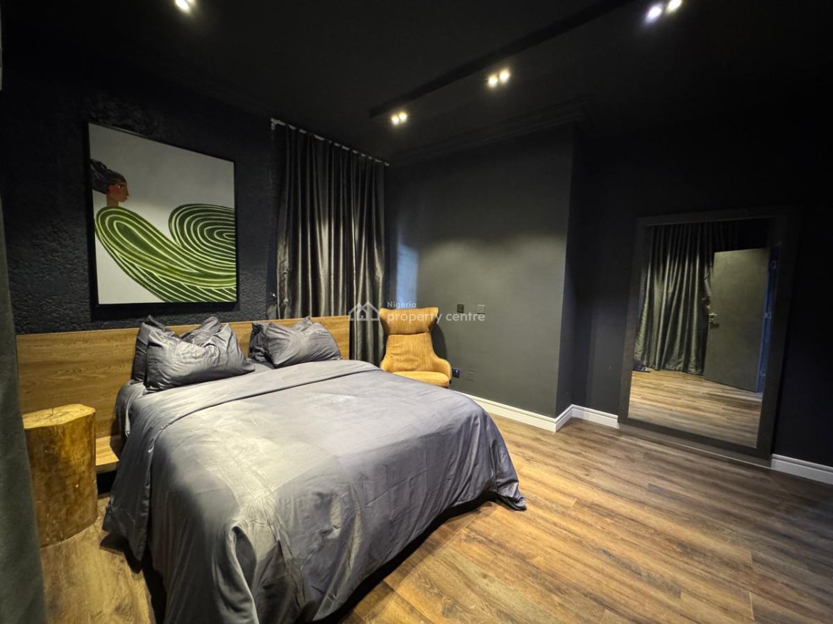 Dark Themed 1/2 Bedroom Apartment W/pool, Gym, Ikate Elegushi, Lekki, Lagos, Flat / Apartment Short Let