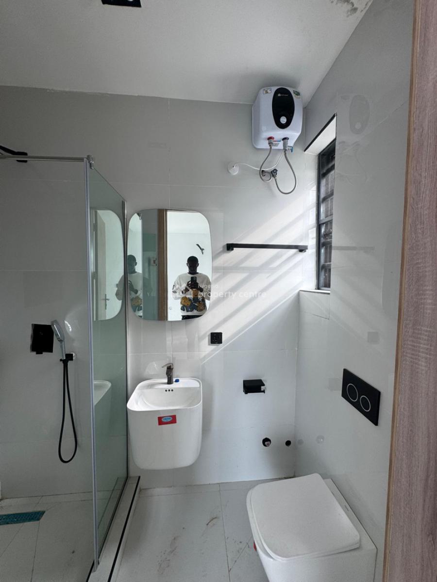 Aesthetically Pleasing 2 Bedroom Apartment with Pool, Gym and Elevator, Ikate Elegushi, Lekki, Lagos, Flat / Apartment for Sale