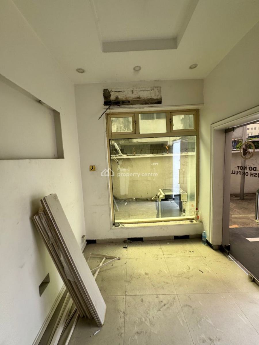 Spacious 5-bedroom Semi-detached Duplex House Plus 2 Room Bq, Off Dorosimi Etti, Lekki Phase 1, Lekki, Lagos, Restaurant / Bar for Rent