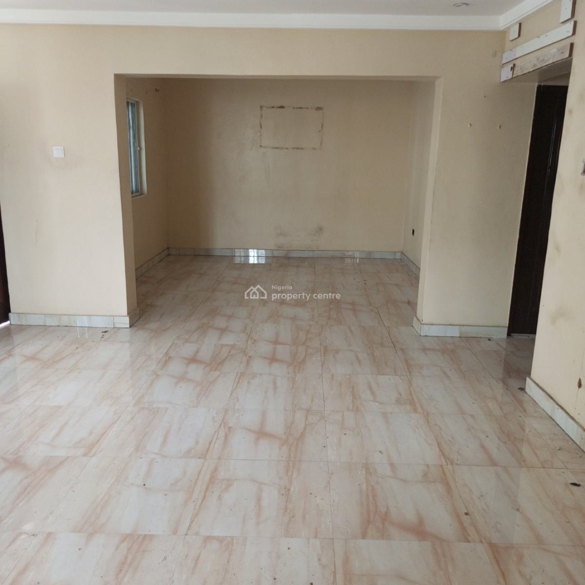 Luxurious 3bedroom Flat Upstairs at Ajah Ilaje Off Mobil Road, Ajah Ilaje Off Mobil Road, Ajah, Lagos, Terraced Duplex for Rent