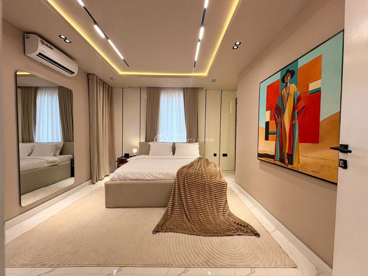 Chic Boutique 1 Bedroom Apartment W/pool, Gym & Balcony, Off Admiralty Way, Lekki Phase 1, Lekki, Lagos, Mini Flat (room and Parlour) Short Let