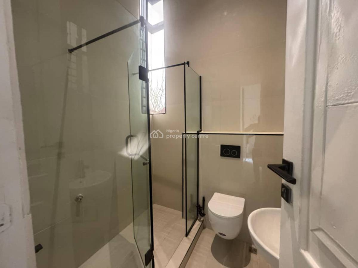 Newly Built and Luxury 3 Bedroom Flat Apartment, Off Lekki Phase 1 Road, Lekki Phase 1 Estate, Lekki Phase 1, Lekki, Lagos, Flat / Apartment for Sale