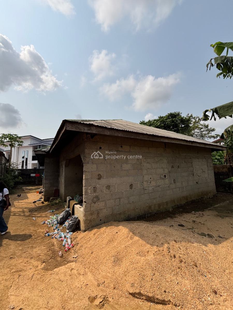 Full Plot of Land and 3 Units of 1 Bedroom, Sars Road, Port Harcourt, Rivers, Mixed-use Land for Sale