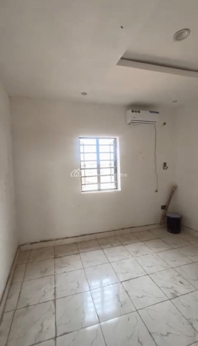 Exclusive Standard Mini Flat, Bariga, Shomolu, Lagos, Mini Flat (room and Parlour) for Rent