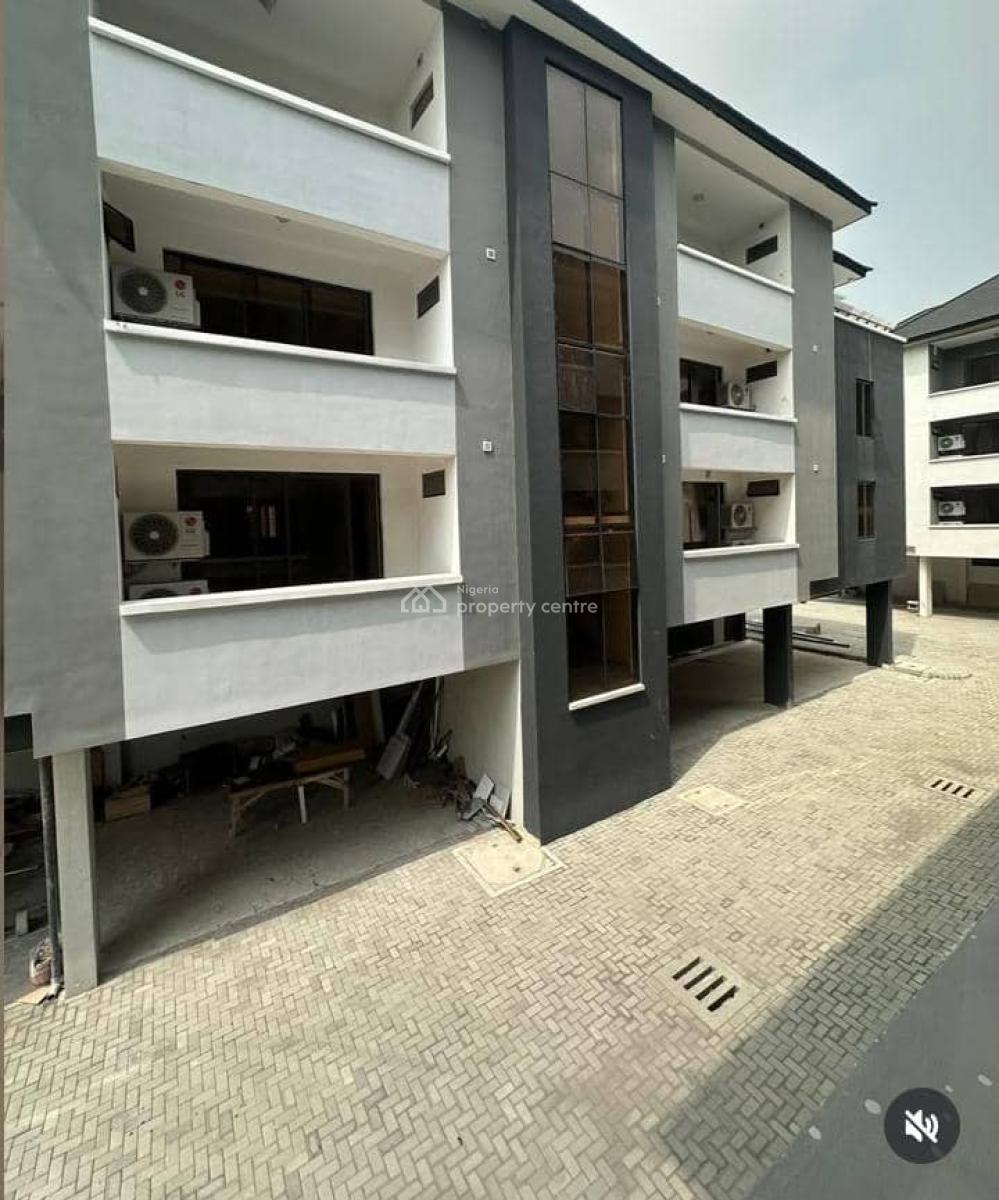 Fully Serviced 2 Bedroom Penthouse, Off Admiralty Way, Lekki Phase 1, Lekki, Lagos, Flat / Apartment for Rent