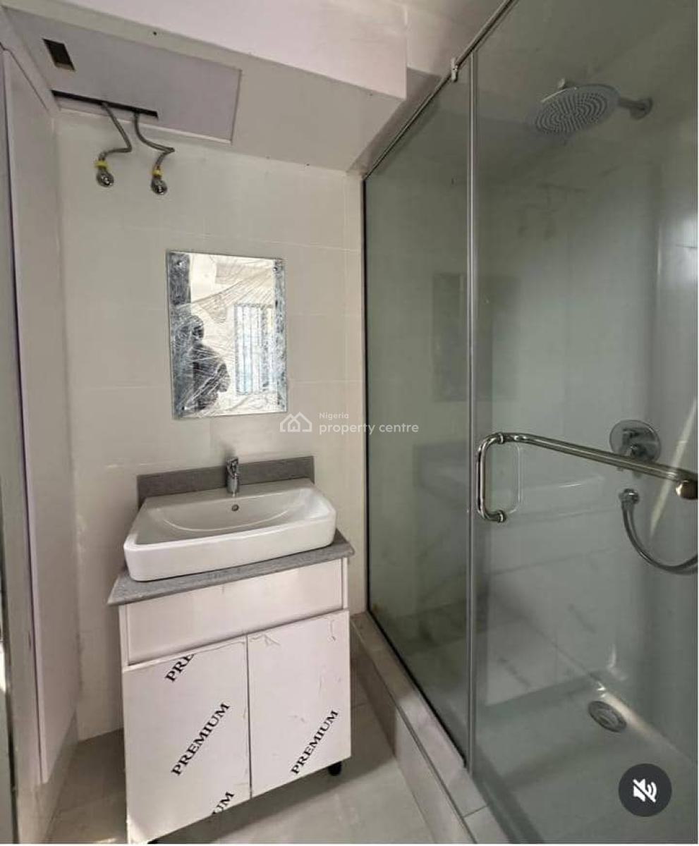 Fully Serviced 2 Bedroom Penthouse, Off Admiralty Way, Lekki Phase 1, Lekki, Lagos, Flat / Apartment for Rent