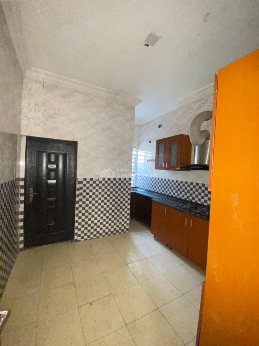 4 Bedroom Semi Detached Duplex in an Estate, Ikota, Lekki, Lagos, Semi-detached Duplex for Rent