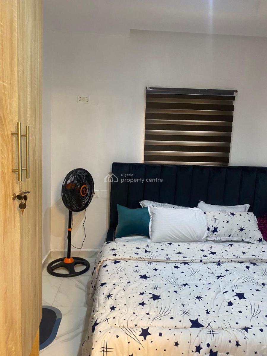 1 Bedroom Fully Furnished, Yaba, Lagos, Mini Flat (room and Parlour) for Rent