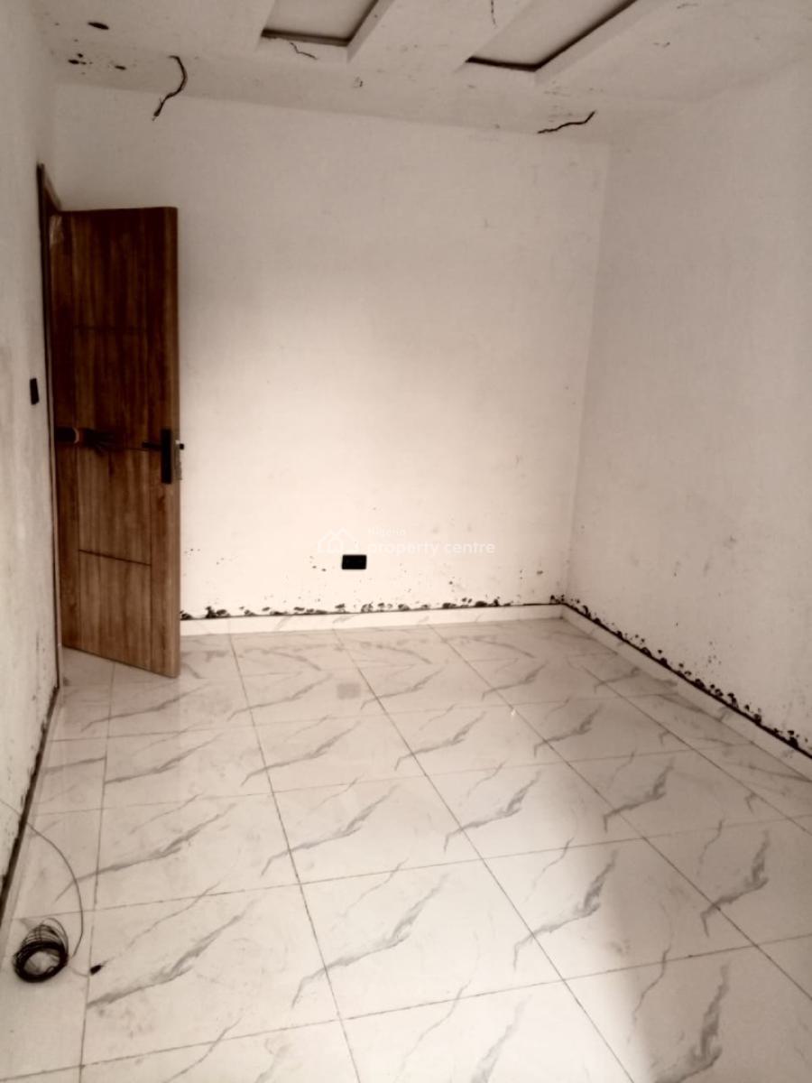 Newly Built Lovely 2 Bedroom Flat, Morocco, Yaba, Lagos, Flat / Apartment for Rent