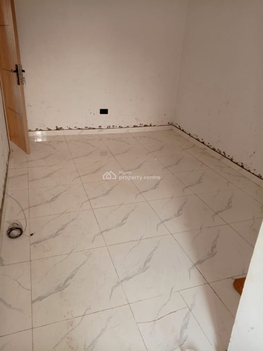 Newly Built Lovely 2 Bedroom Flat, Morocco, Yaba, Lagos, Flat / Apartment for Rent
