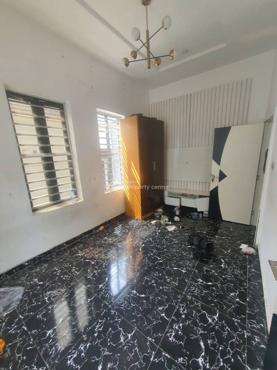 Massive Semi Masters Bedroom Upstairs, Ikota Villa, Ikota, Lekki, Lagos, Self Contain (single Rooms) for Rent