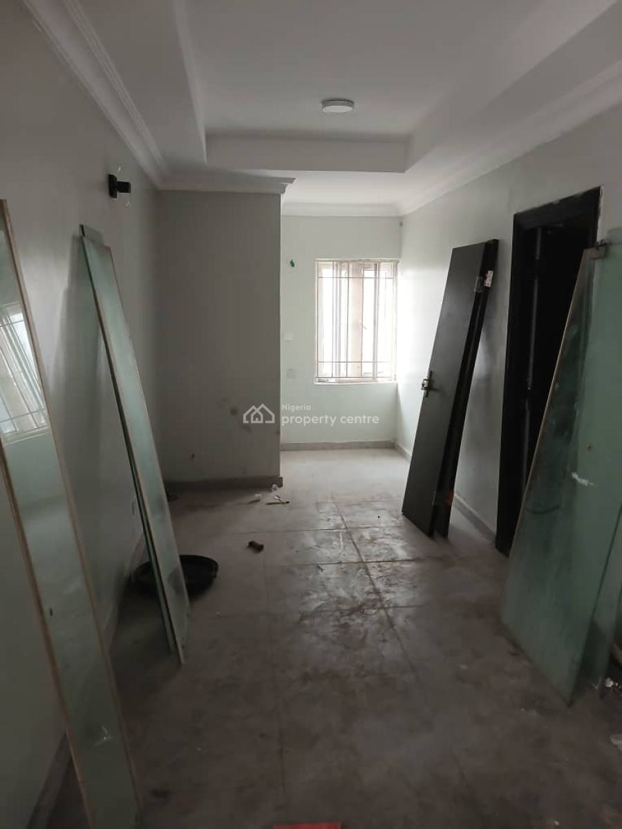 Spacious 3-bedroom Apartment, Gbangbala, Ikate, Lekki, Lagos, Flat / Apartment for Rent