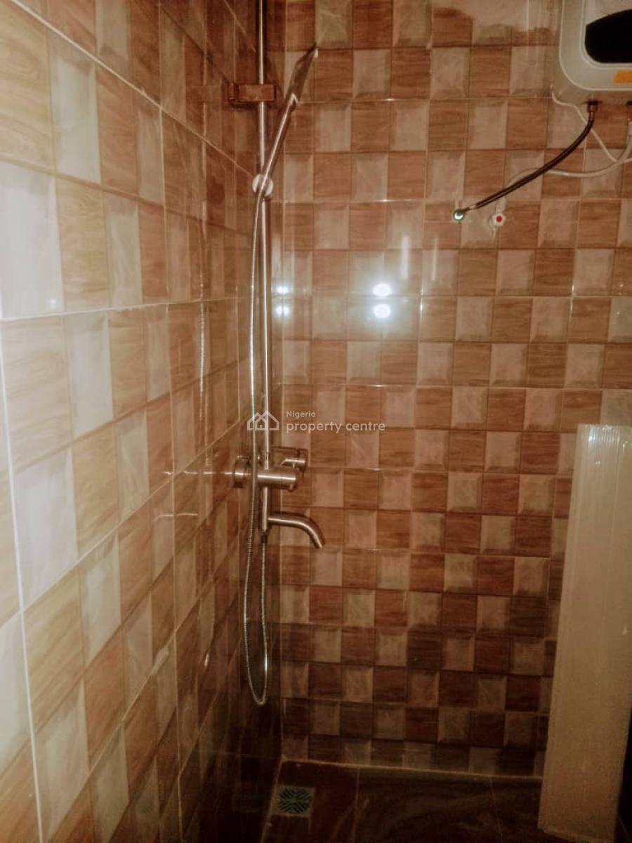 2 Bedroom Flat Bungalow, Off Coker, Ilupeju, Lagos, House for Rent