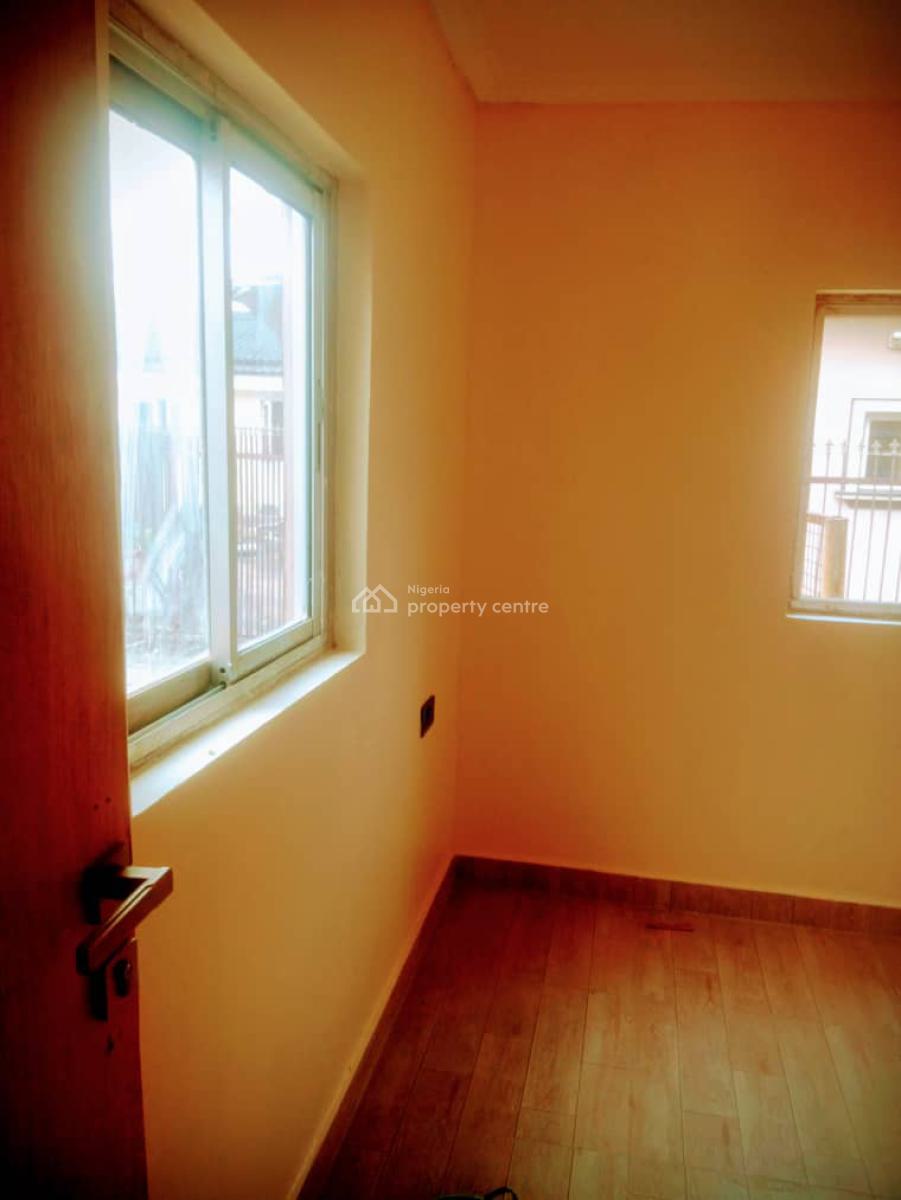 2 Bedroom Flat Bungalow, Off Coker, Ilupeju, Lagos, House for Rent