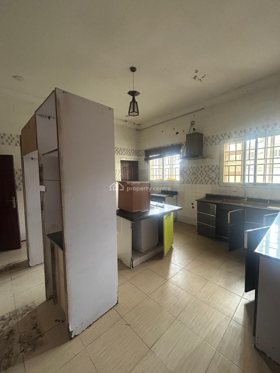 Well Maintained 5 Bedroom Semi Detached House with a Room Bq and Study, Pinnock Beach Estate, Lekki, Lagos, House for Rent