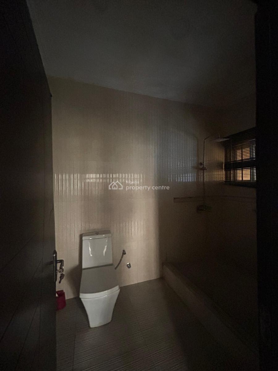 Well Maintained 5 Bedroom Semi Detached House with a Room Bq and Study, Pinnock Beach Estate, Lekki, Lagos, House for Rent