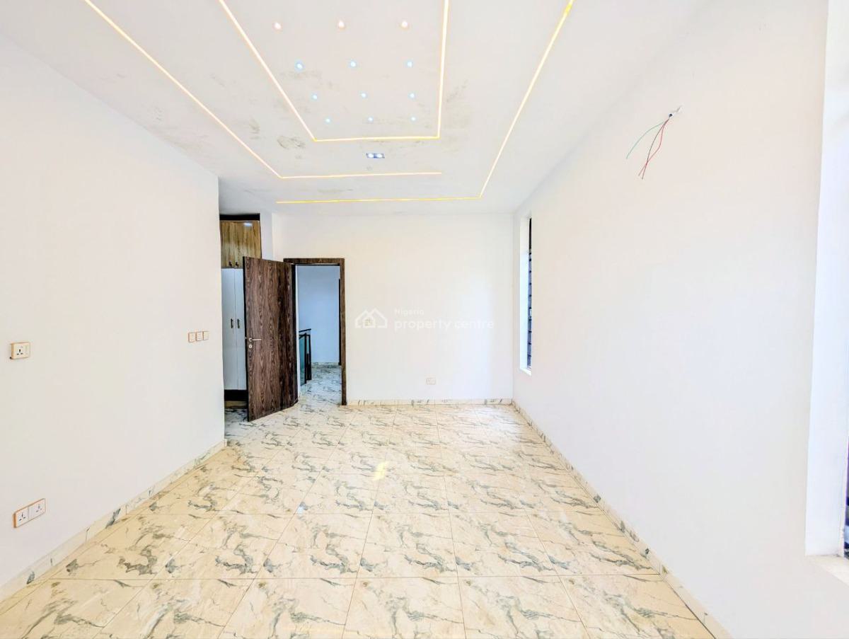 4 Bed Semi Detached with Bq in Secured Gated Estate, Ikota Gra Estate, Ikota Villa, Ikota, Lekki, Lagos, Semi-detached Duplex for Sale