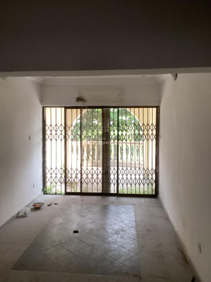 5 Bedroom Semi Detached Duplex with 2 Bq, Lekki Phase 1, Lekki, Lagos, Semi-detached Duplex for Rent