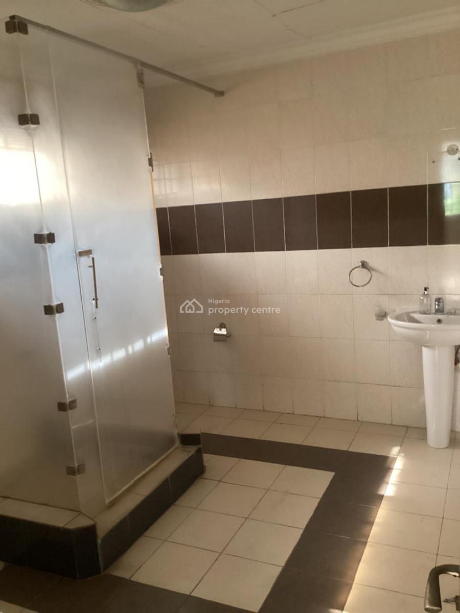 5 Bedroom Semi Detached Duplex with 2 Bq, Lekki Phase 1, Lekki, Lagos, Semi-detached Duplex for Rent