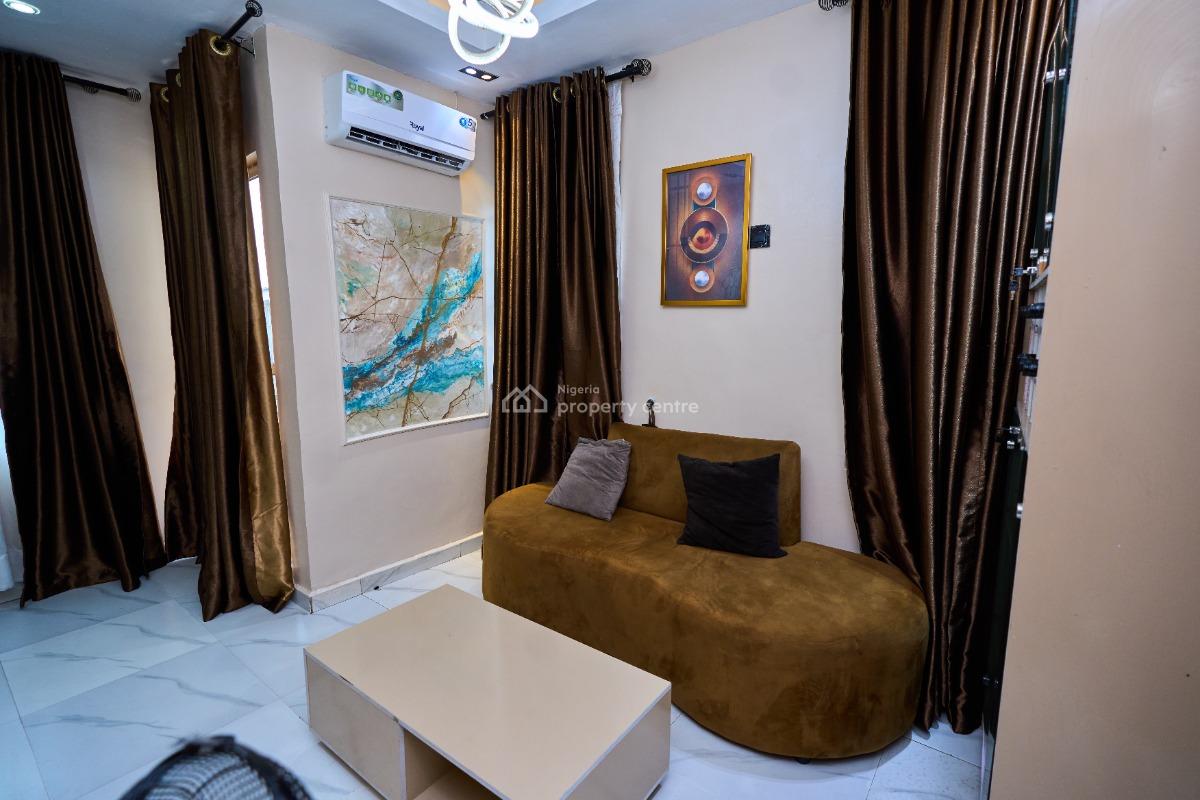 L & L Lighthouse 1 Bedroom Apartment, Layi Otegbade Street, Pedro, Gbagada, Lagos, Flat / Apartment Short Let