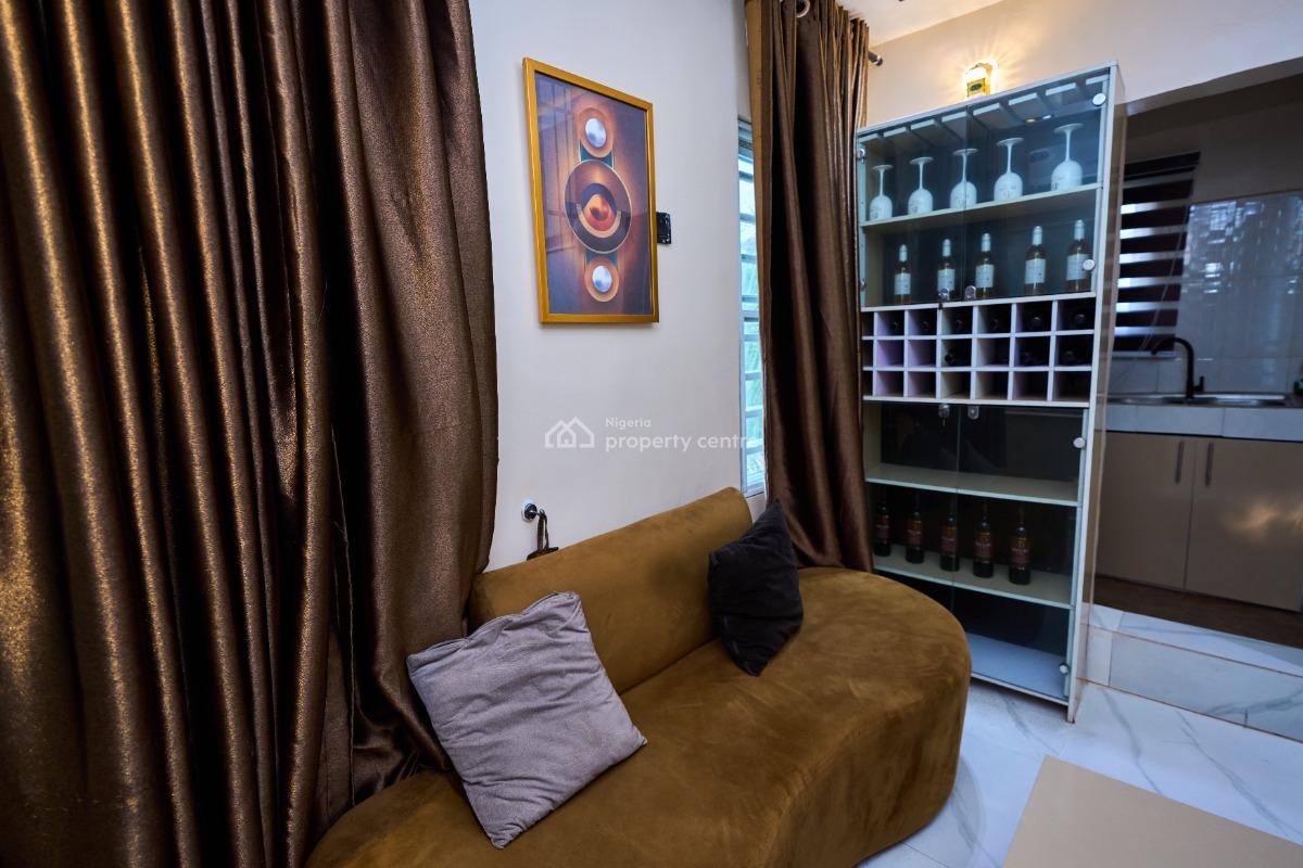 L & L Lighthouse 1 Bedroom Apartment, Layi Otegbade Street, Pedro, Gbagada, Lagos, Flat / Apartment Short Let