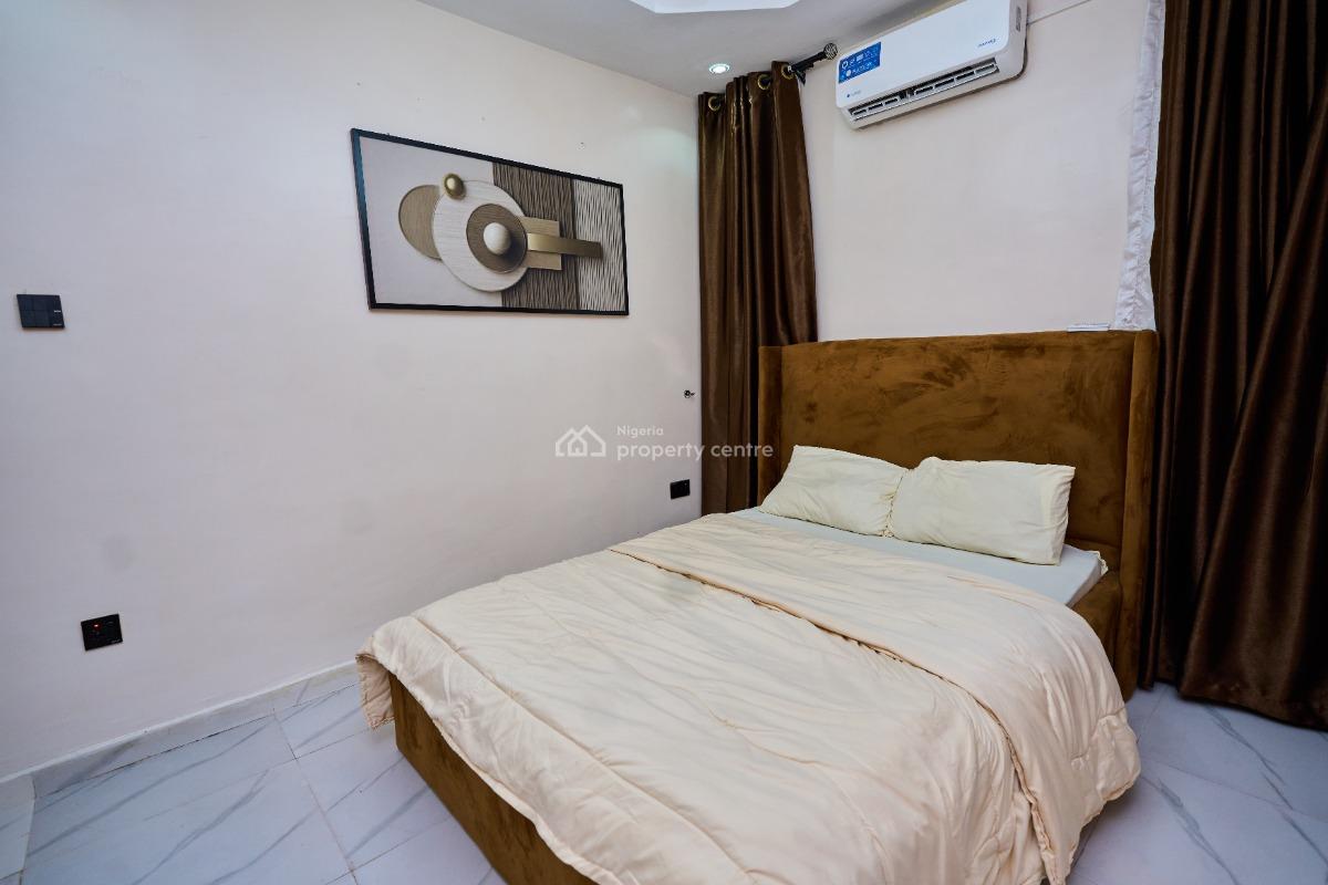 L & L Lighthouse 1 Bedroom Apartment, Layi Otegbade Street, Pedro, Gbagada, Lagos, Flat / Apartment Short Let