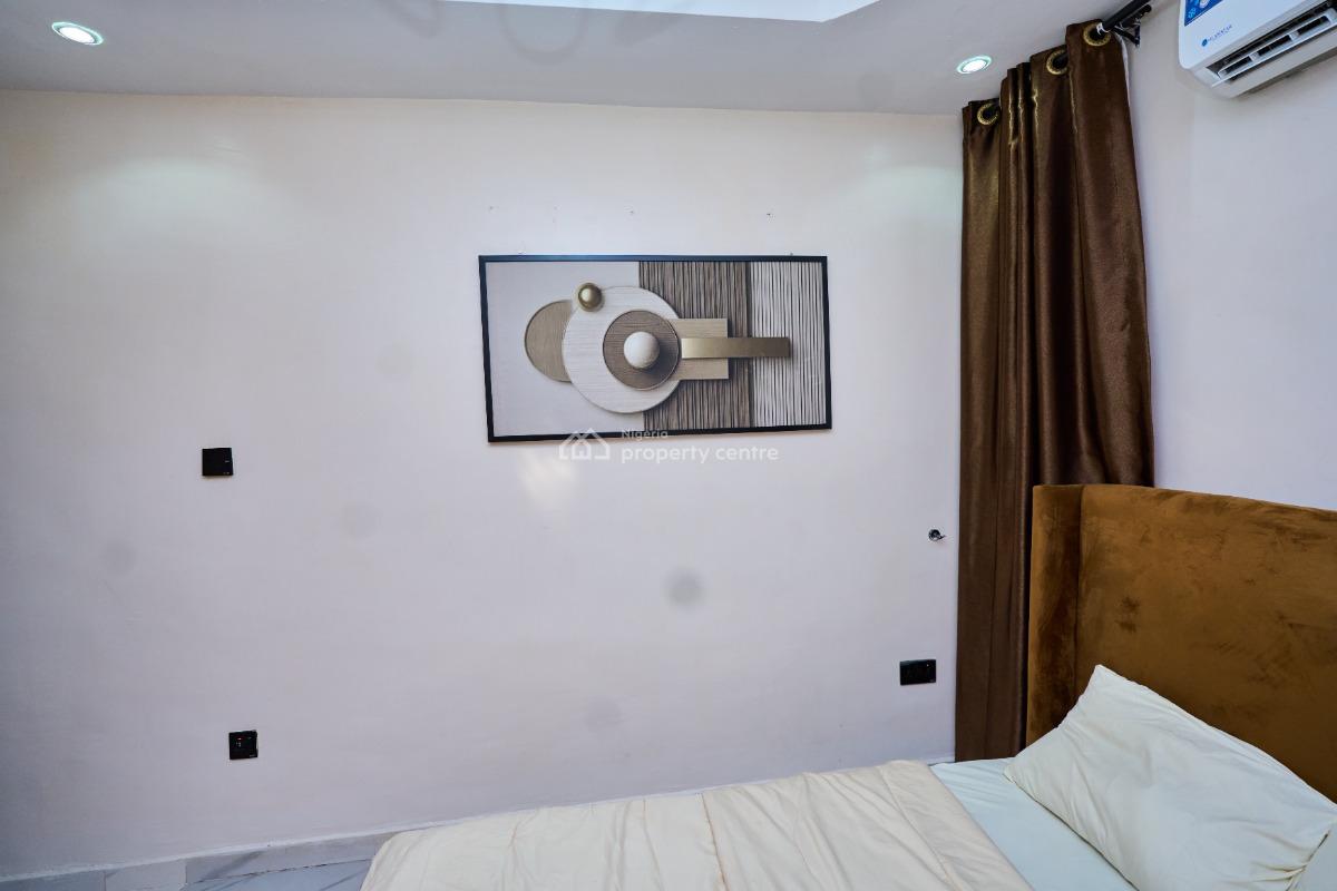 L & L Lighthouse 1 Bedroom Apartment, Layi Otegbade Street, Pedro, Gbagada, Lagos, Flat / Apartment Short Let