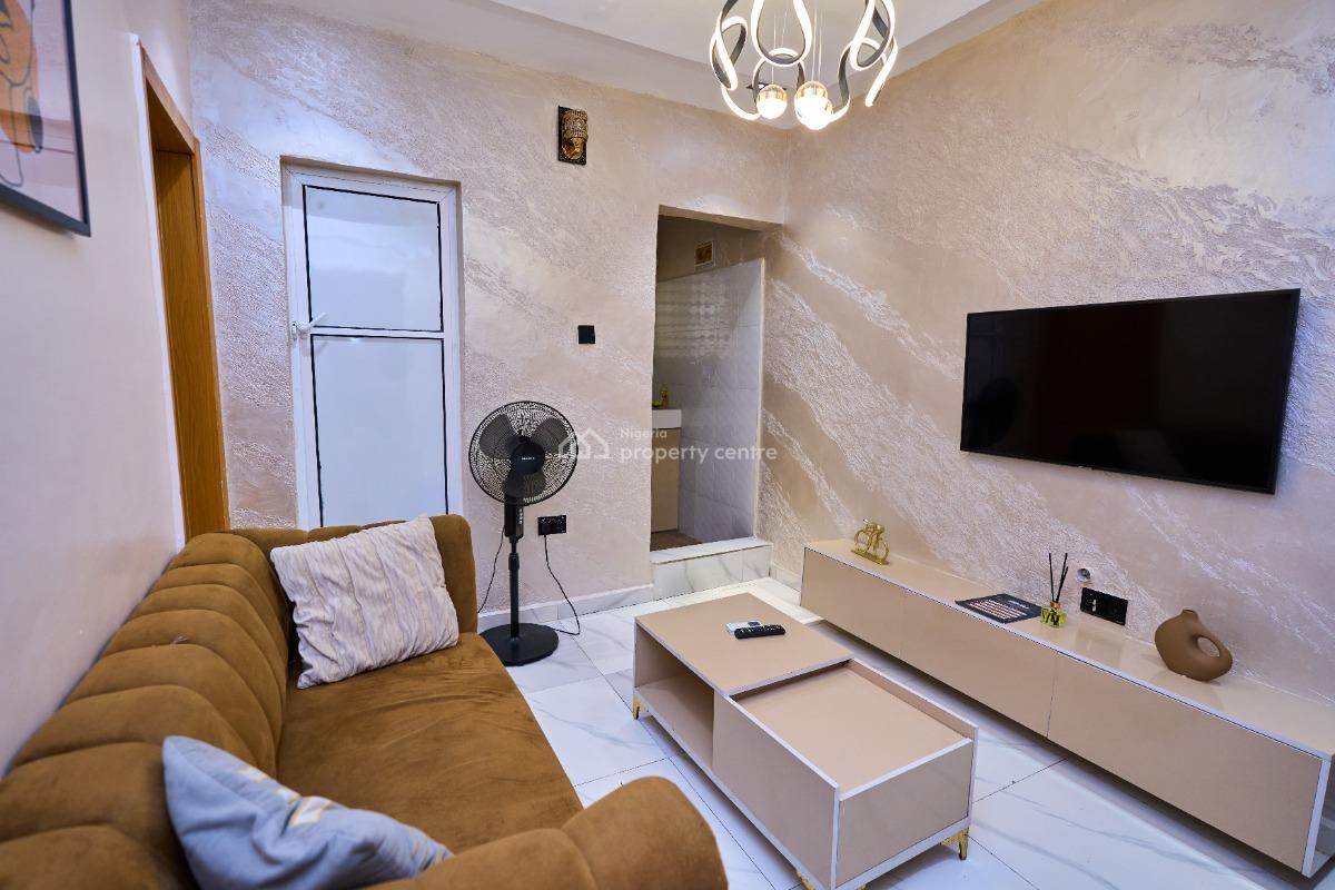 L & L Havana 1 Bedroom Apartment, Layi Otegbade Street, Pedro, Gbagada, Lagos, Flat / Apartment Short Let