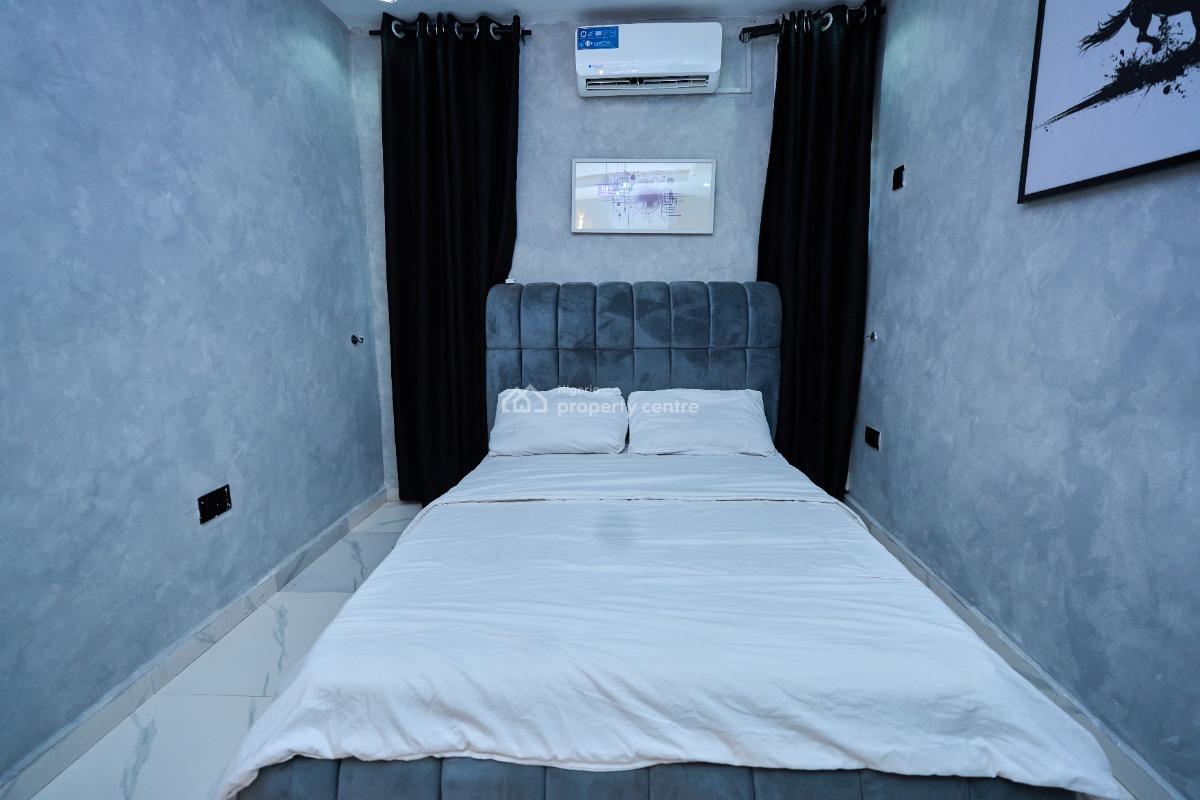 L & L Cityview 1 Bedroom Apartment, Layi Otegbade Street, Pedro, Gbagada, Lagos, Flat / Apartment Short Let