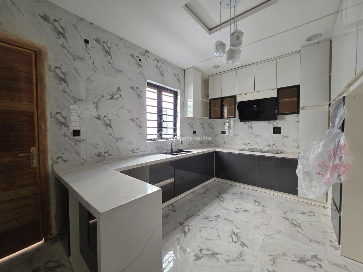 4 Bedroom Semi-detached Duplex with Bq, Idado, Lekki, Lagos, Semi-detached Duplex for Sale