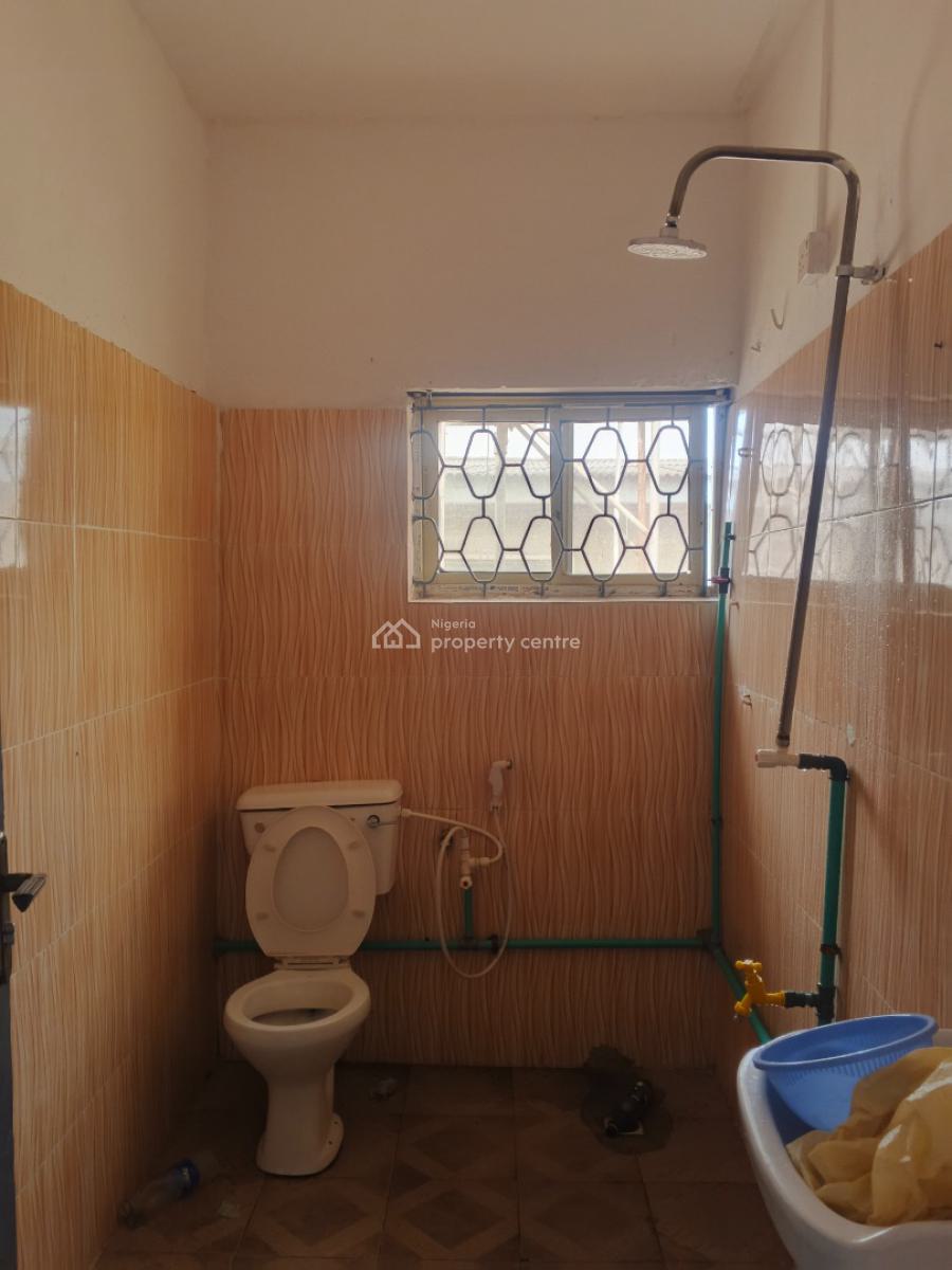 Beautiful Spacious 2 Bedroom Flat with 3 Toilet Upstairs, Well Secured Estate Off Awolowo Way Ikeja, Ikeja, Lagos, Flat / Apartment for Rent