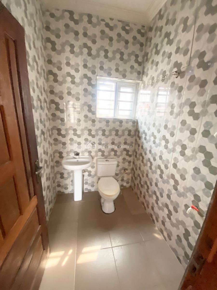 Luxury Mini Flat Upstairs with 2 Toilet Just After Lbs on Interlock Rd, West Land Estate Just After Lbs Ajah Lekki Lagos, Ajah, Lagos, Mini Flat (room and Parlour) for Rent