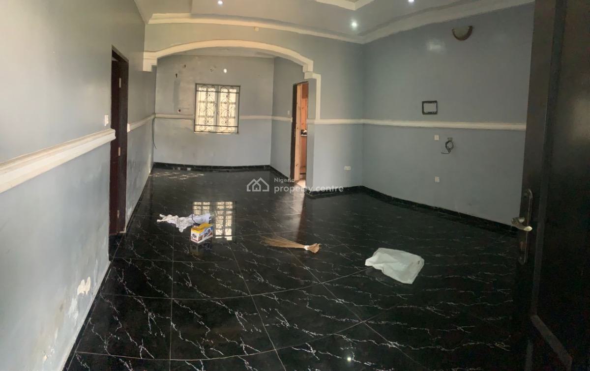 3 Bedroom Apartment, Abraham Adesanya Junction, Ajah, Lagos, Flat / Apartment for Rent