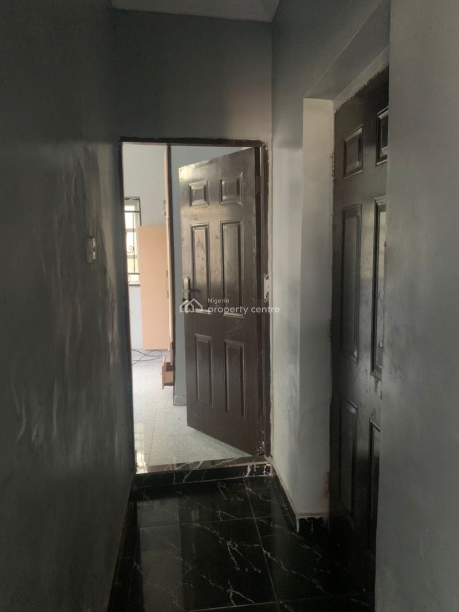 3 Bedroom Apartment, Abraham Adesanya Junction, Ajah, Lagos, Flat / Apartment for Rent