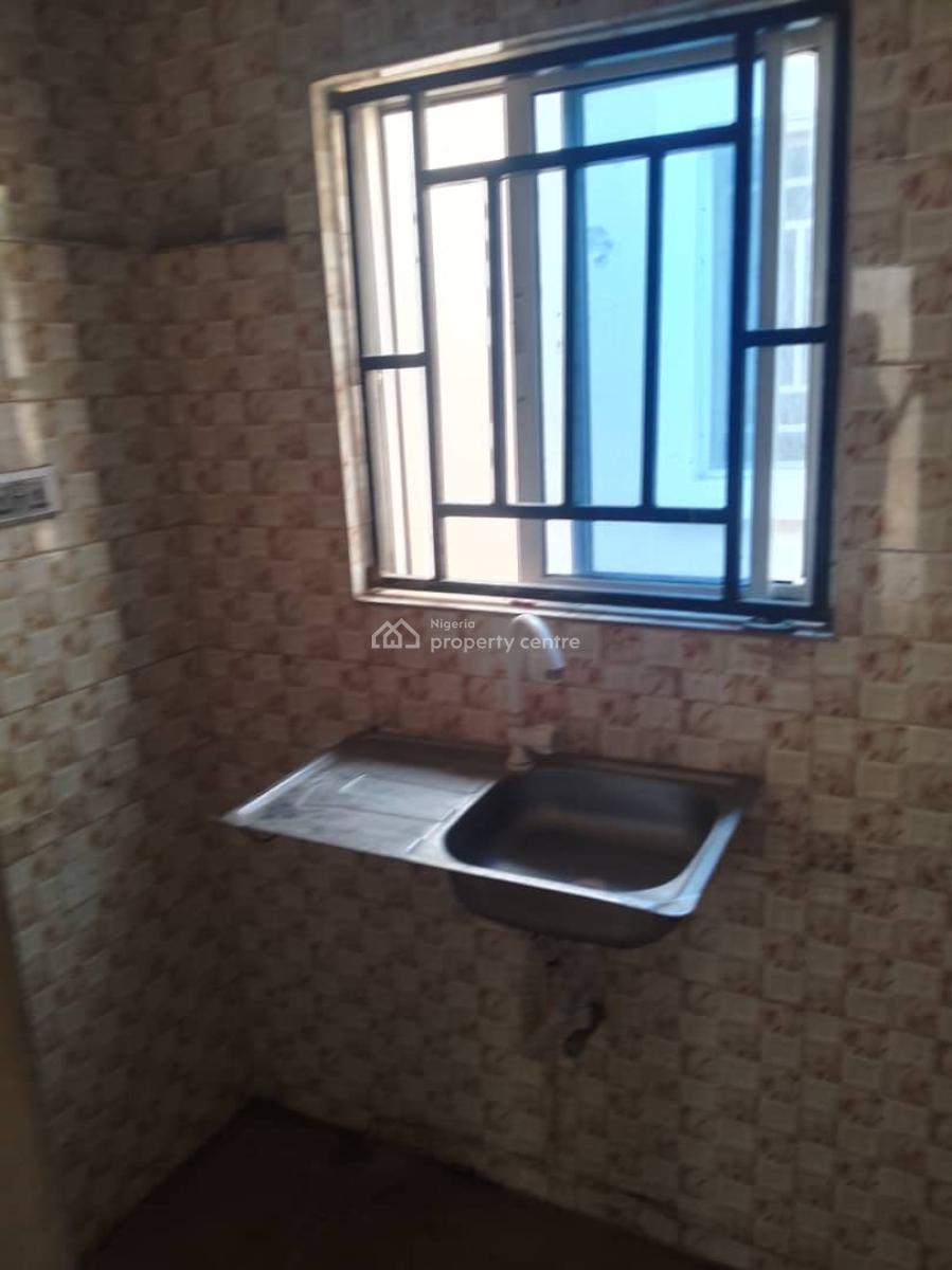 a Clean Self Contain in a Good Environment, 6th Avenue Gwarinpa, Gwarinpa, Abuja, Self Contain (single Rooms) for Rent