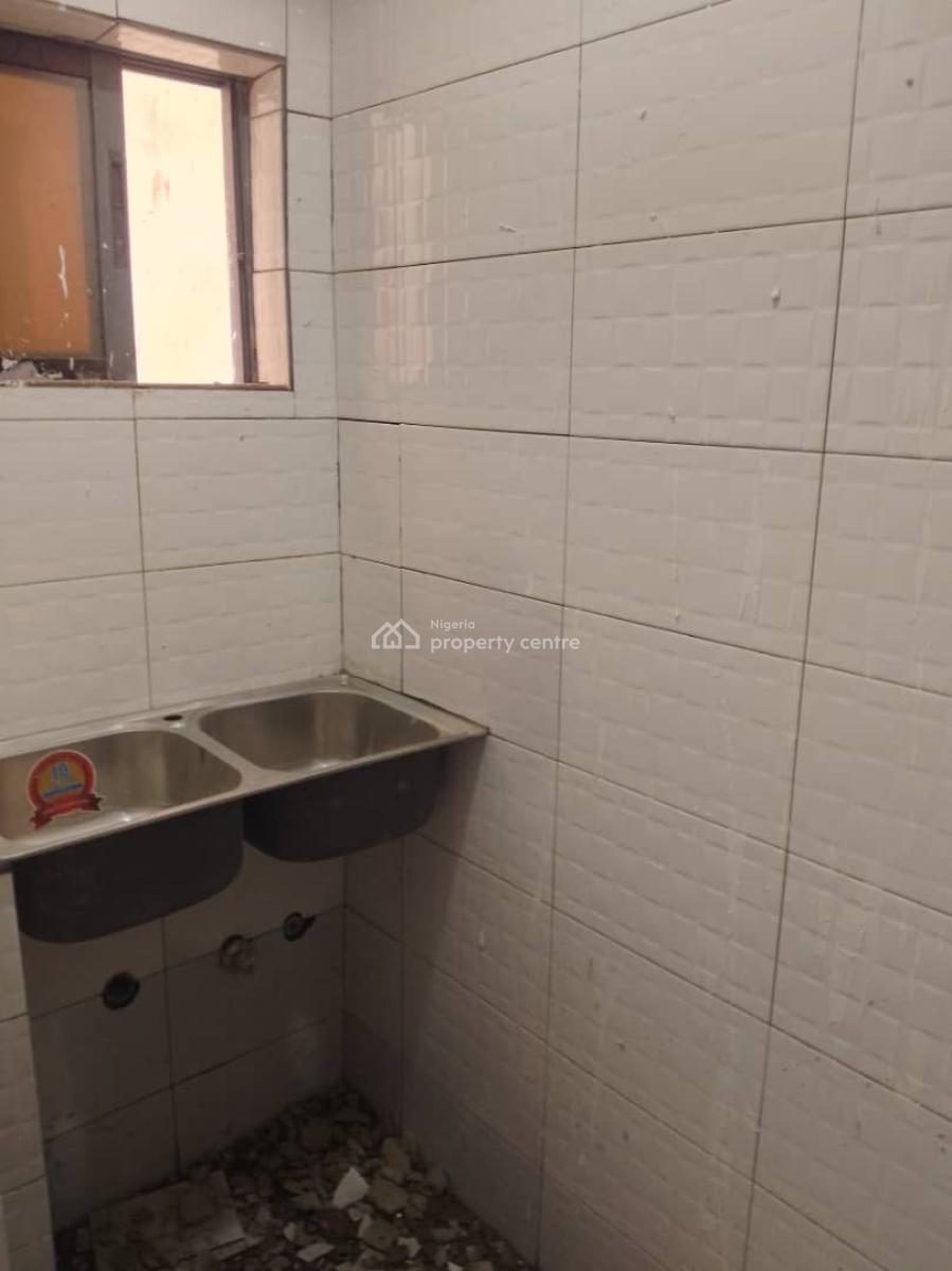 Standard Virgin Self Contain in a Serene Environment, Main Gwarinpa, Gwarinpa, Abuja, Self Contain (single Rooms) for Rent