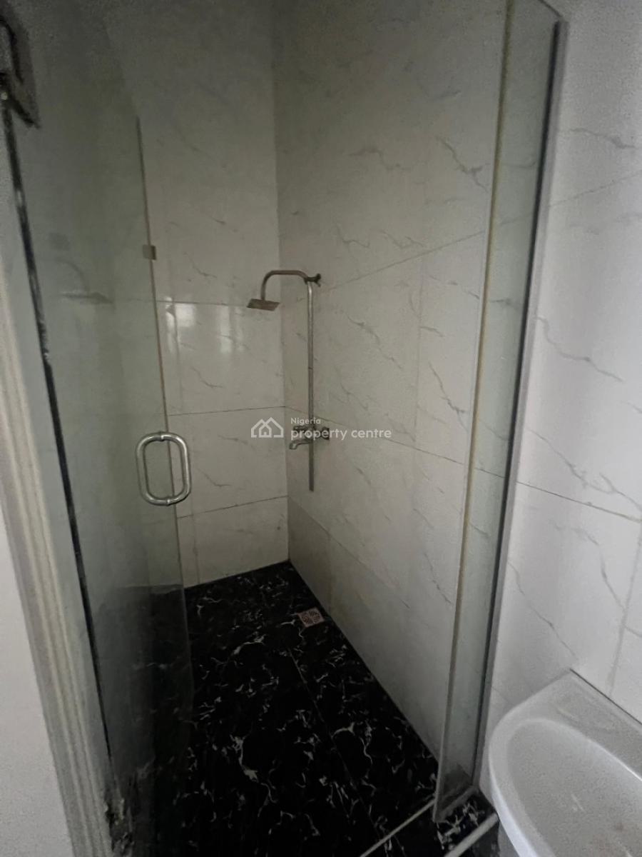 Standard Single Room in a Duplex Shared Apartment (semi Master, Ikota Villa Estate Lekki Lagos, Ikota, Lekki, Lagos, Self Contain (single Rooms) for Rent