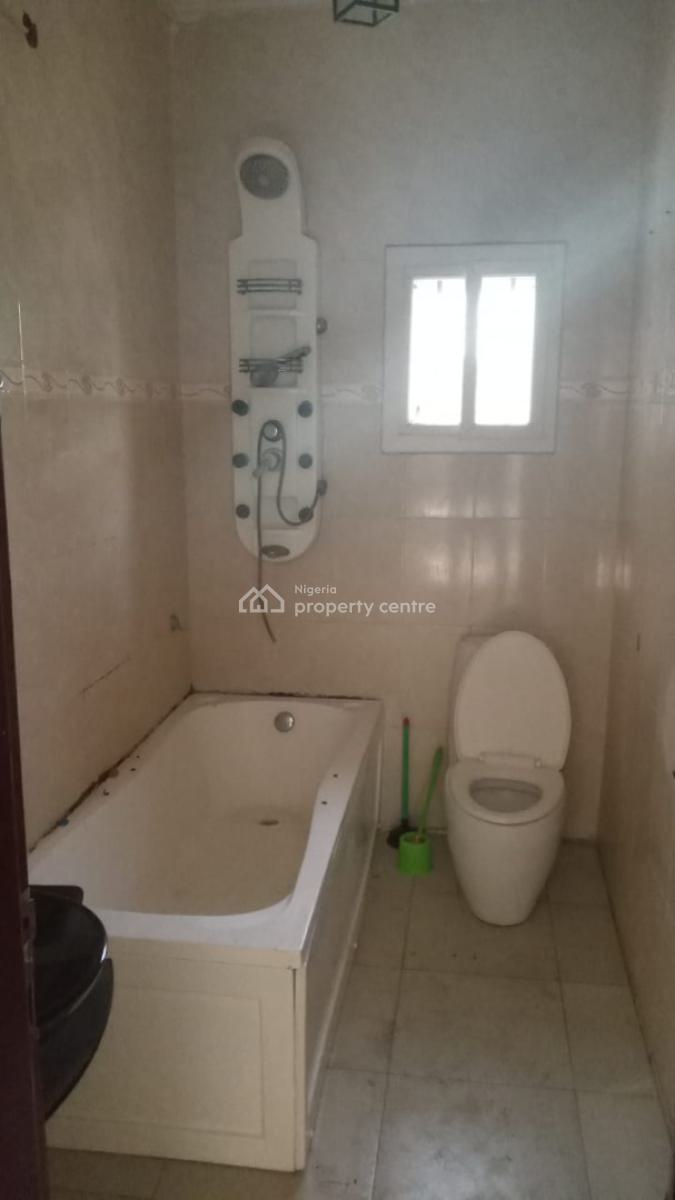 Commercial Or Residential 5bedroom 6car Park Spacious, Heart of Lekki, Lekki Phase 1, Lekki, Lagos, Detached Duplex for Rent