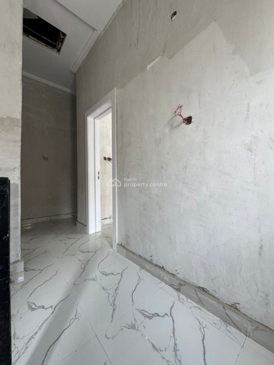 Luxury 3 Bedroom Flat with Excellent Features, Medina Estate Gbagada Lagos, Medina, Gbagada, Lagos, Block of Flats for Sale