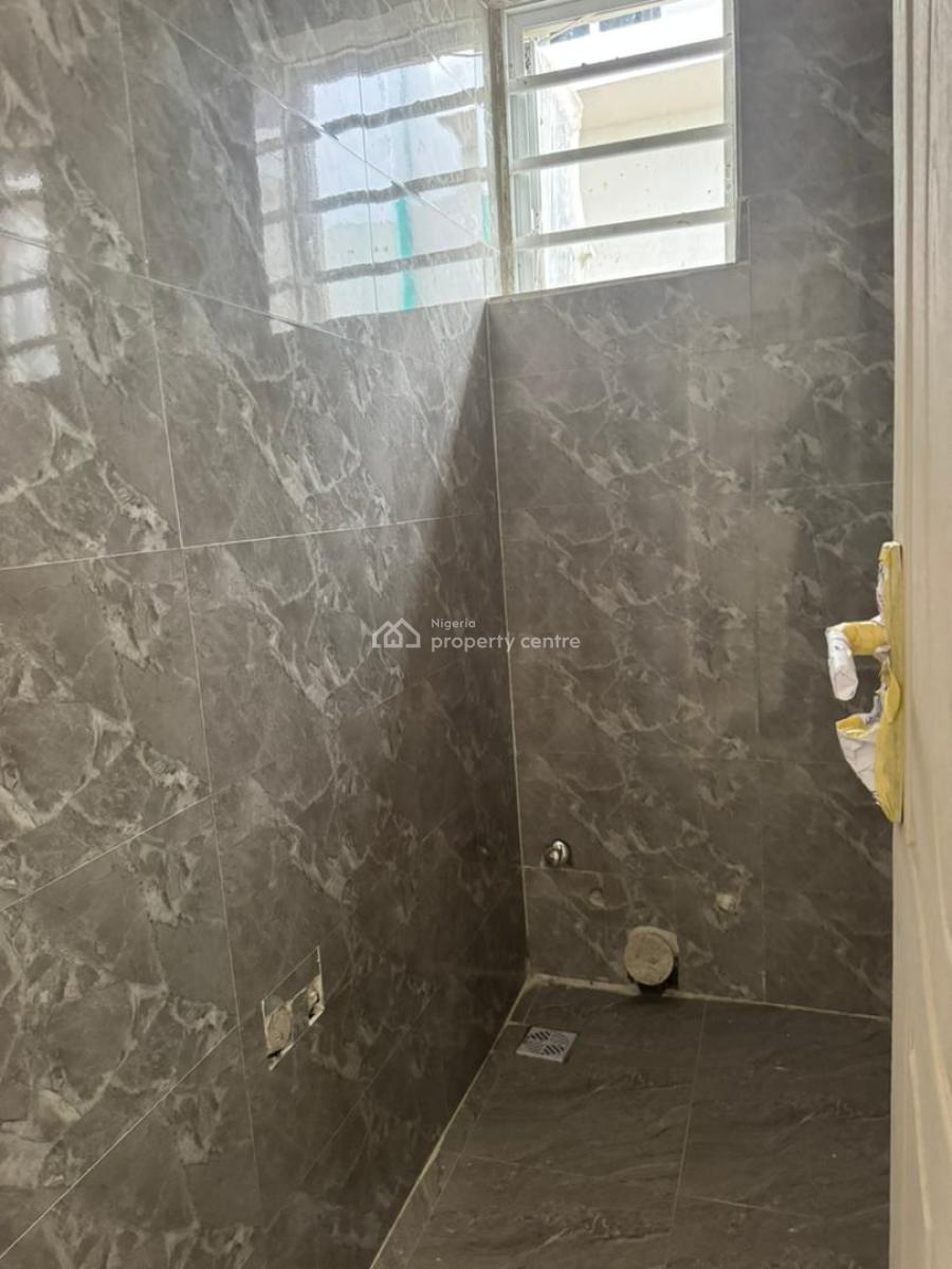 Luxury 3 Bedroom Flat with Excellent Features, Medina Estate Gbagada Lagos, Medina, Gbagada, Lagos, Block of Flats for Sale