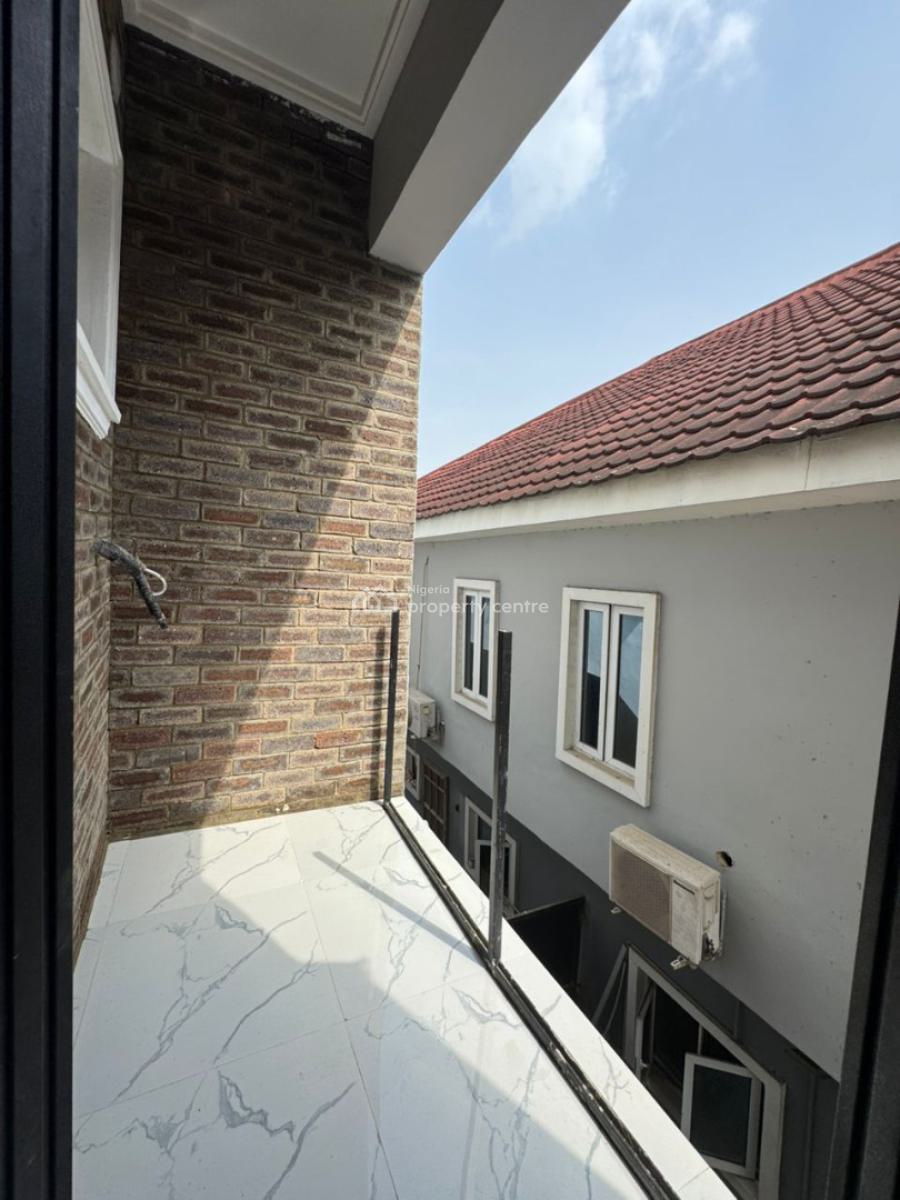 Luxury 3 Bedroom Flat with Excellent Features, Medina Estate Gbagada Lagos, Medina, Gbagada, Lagos, Block of Flats for Sale