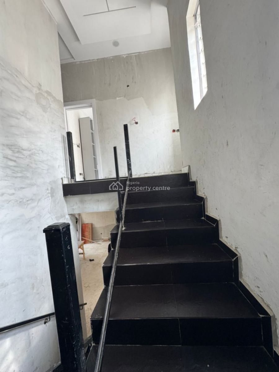 Luxury 3 Bedroom Flat with Excellent Features, Medina Estate Gbagada Lagos, Medina, Gbagada, Lagos, Block of Flats for Sale