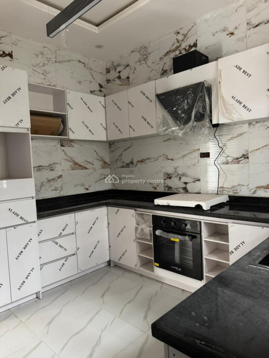 Luxury 3 Bedroom Flat with Excellent Features, Medina Estate Gbagada Lagos, Medina, Gbagada, Lagos, Block of Flats for Sale