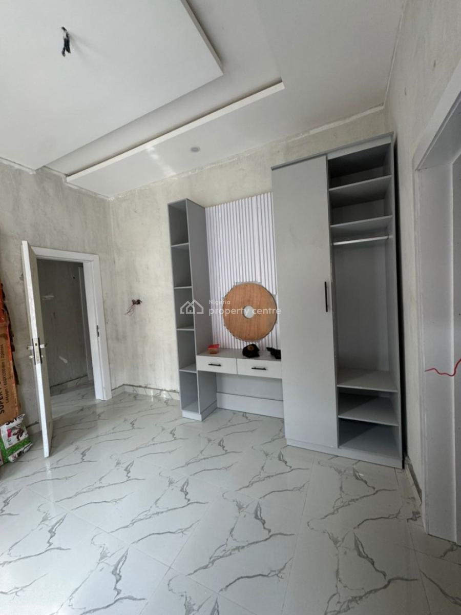 Luxury 3 Bedroom Flat with Excellent Features, Medina Estate Gbagada Lagos, Medina, Gbagada, Lagos, Block of Flats for Sale