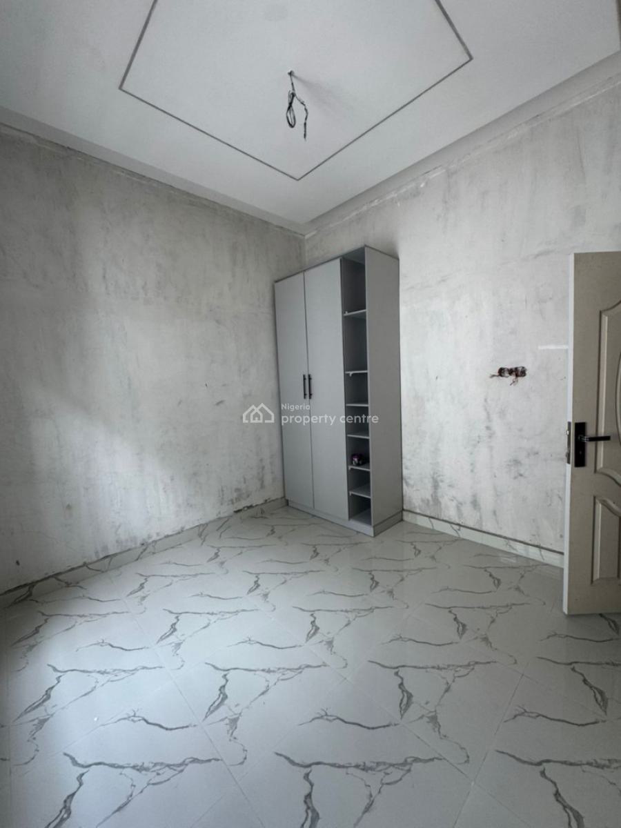 Luxury 3 Bedroom Flat with Excellent Features, Medina Estate Gbagada Lagos, Medina, Gbagada, Lagos, Block of Flats for Sale